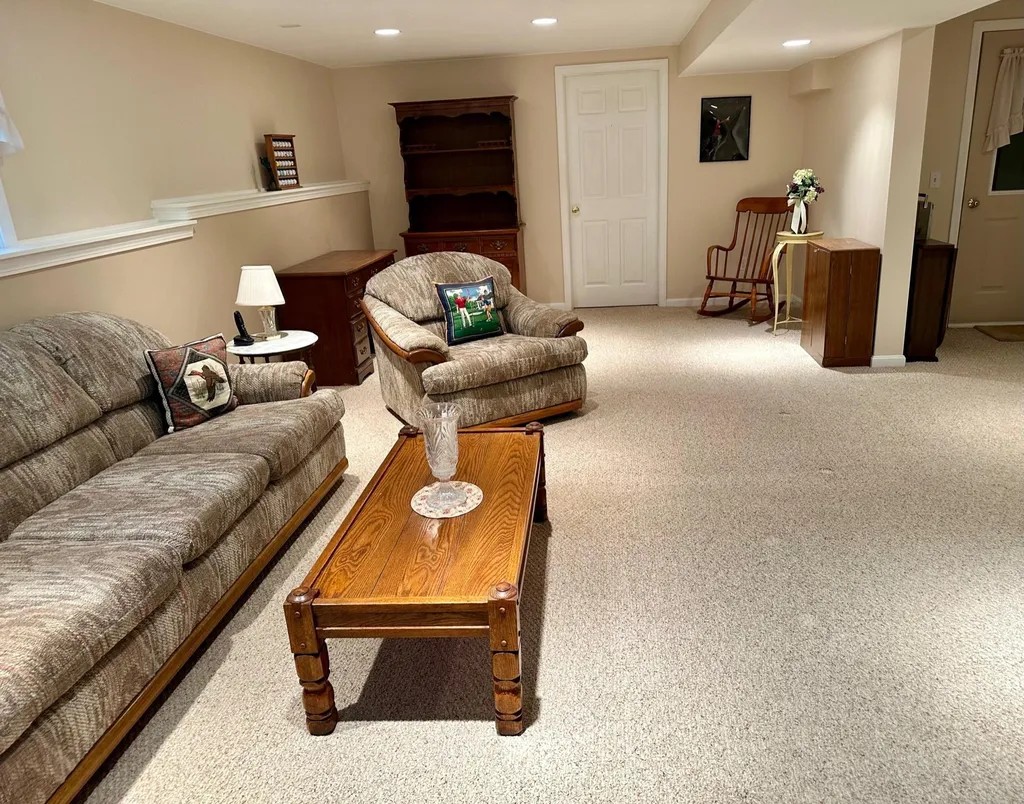 53 Kriste Lane Jericho VT 05465