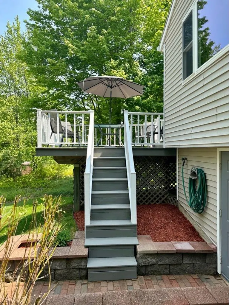 53 Kriste Lane Jericho VT 05465