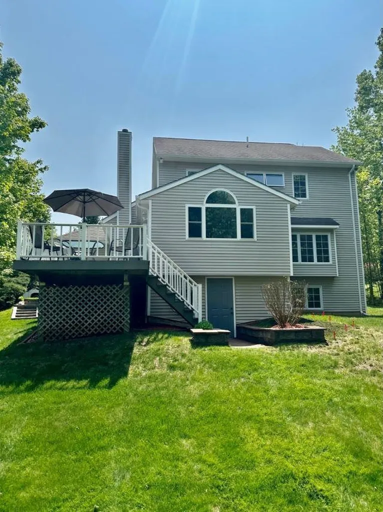 53 Kriste Lane Jericho VT 05465