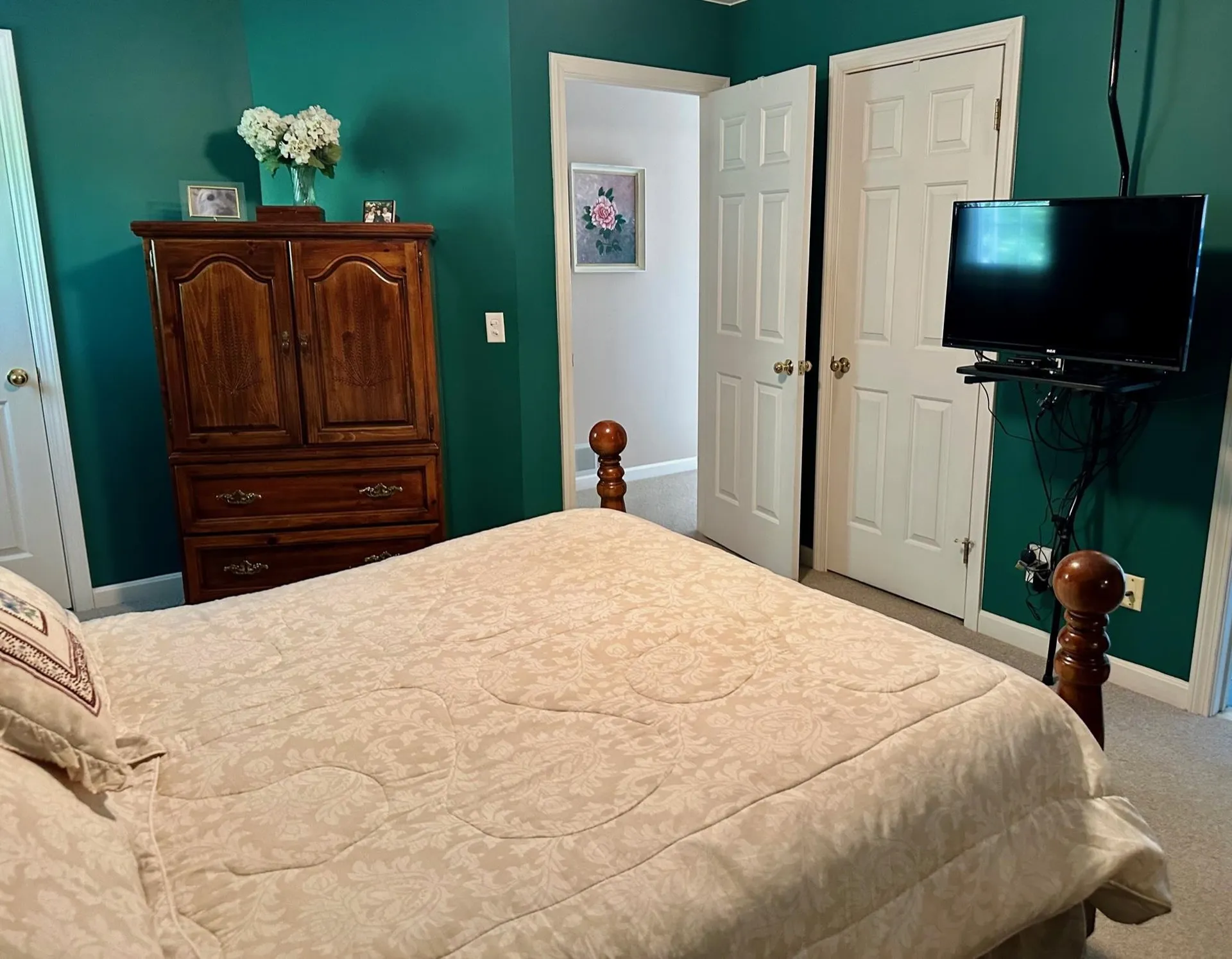 53 Kriste Lane Jericho VT 05465