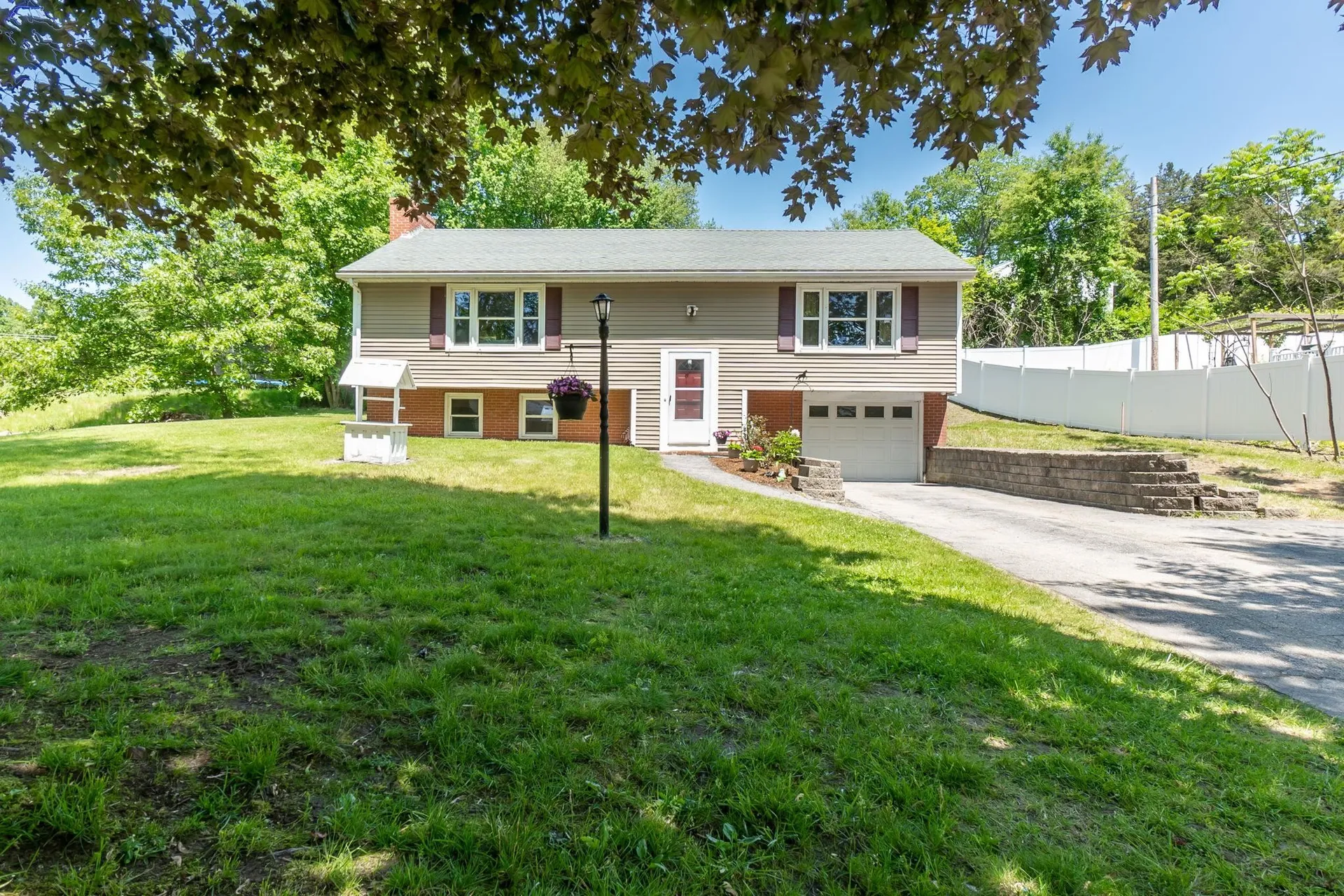 39 Webster Street Hudson NH 03051