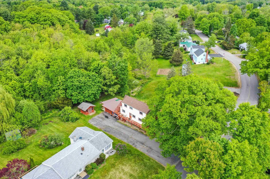 84 Tuttle Lane Greenland NH 03840