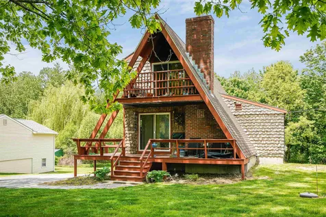 84 Tuttle Lane Greenland NH 03840