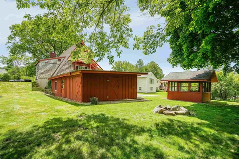 84 Tuttle Lane Greenland NH 03840