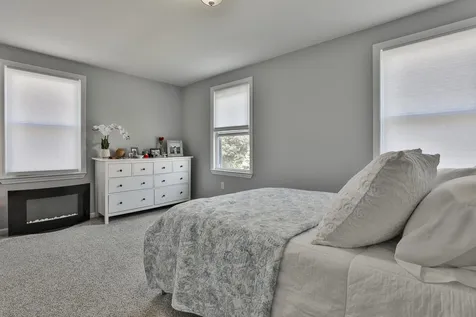 11 Bennett Street Nashua NH 03064