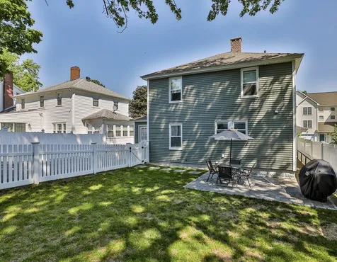 11 Bennett Street Nashua NH 03064