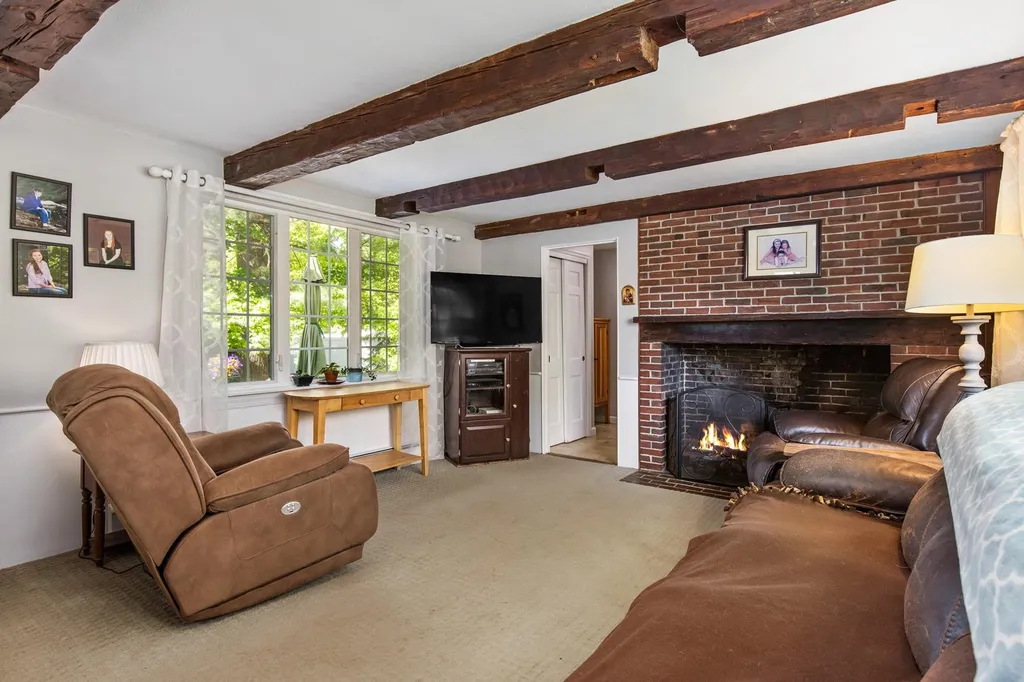 14 Vinewood Lane Rochester NH 03867