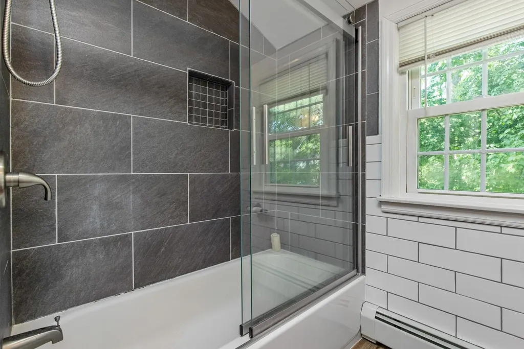 14 Vinewood Lane Rochester NH 03867