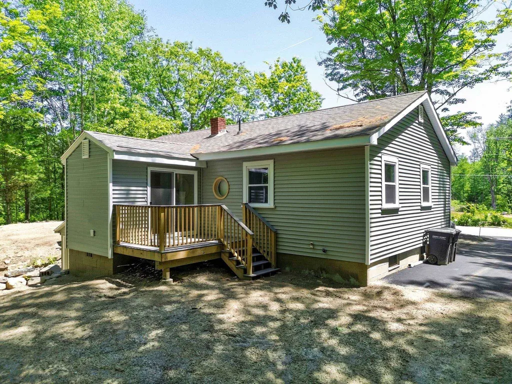 429 Main Street Danville NH 03819