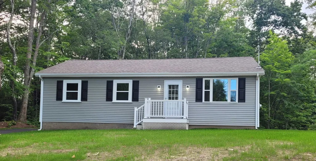 429 Main Street Danville NH 03819