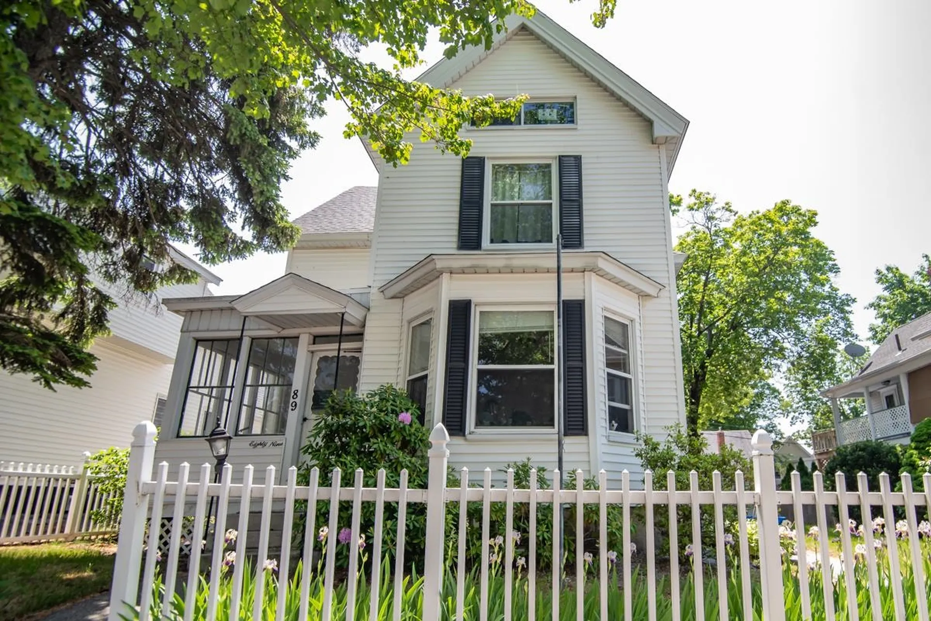 89 Sagamore Street Manchester NH 03104