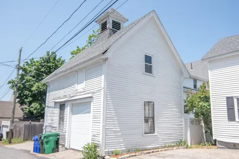 89 Sagamore Street Manchester NH 03104
