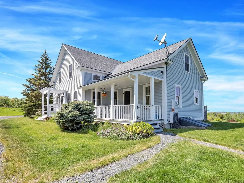 44 Bedford Road Ferrisburgh VT 05456