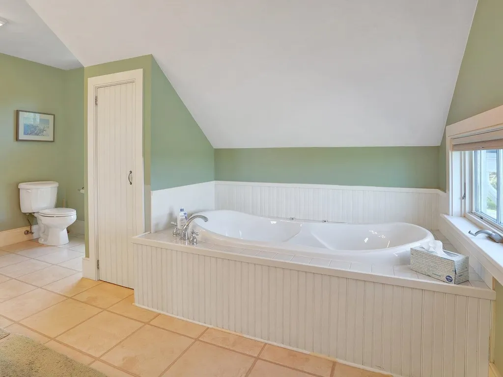 44 Bedford Road Ferrisburgh VT 05456