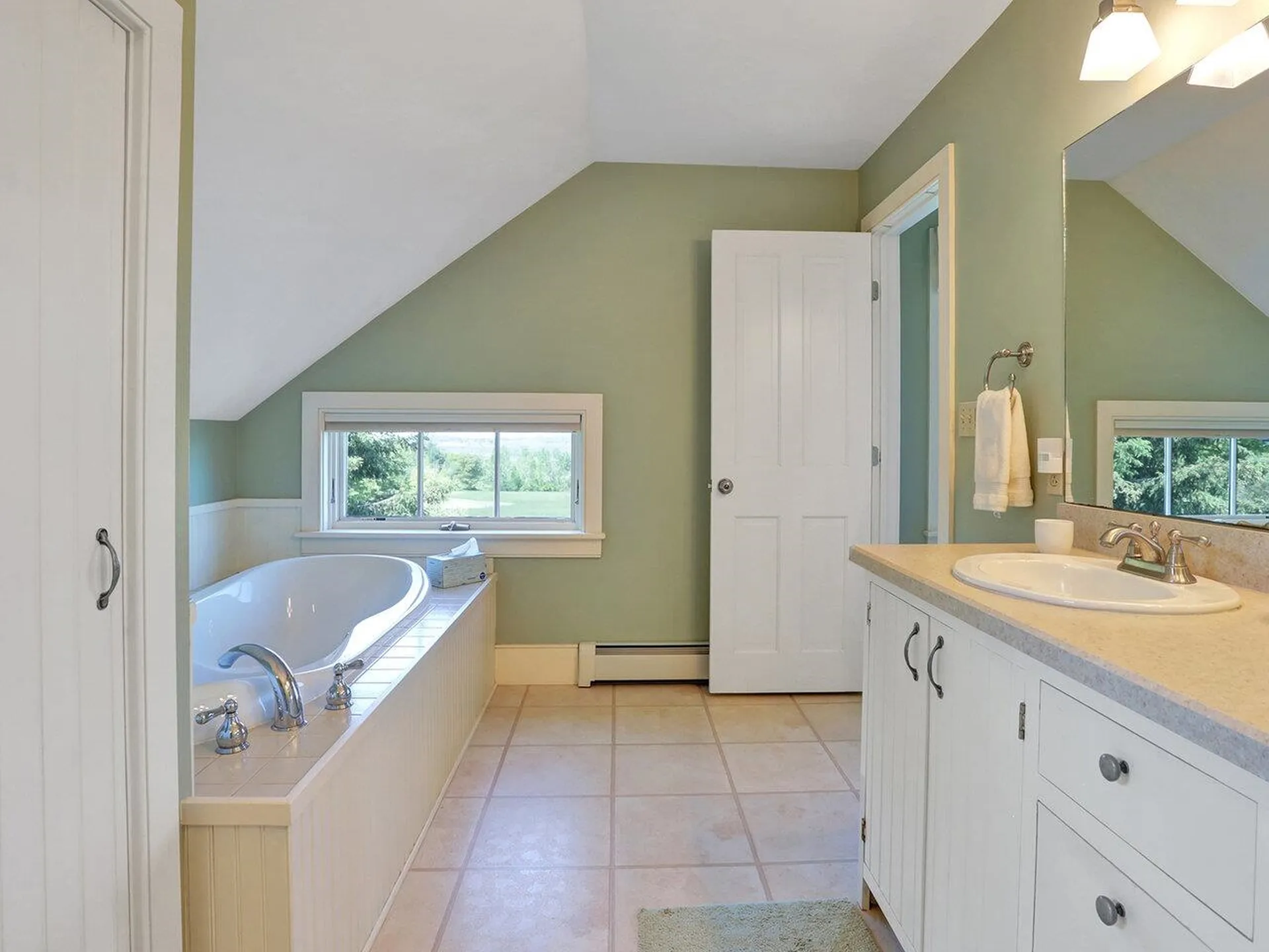 44 Bedford Road Ferrisburgh VT 05456