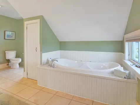 44 Bedford Road Ferrisburgh VT 05456