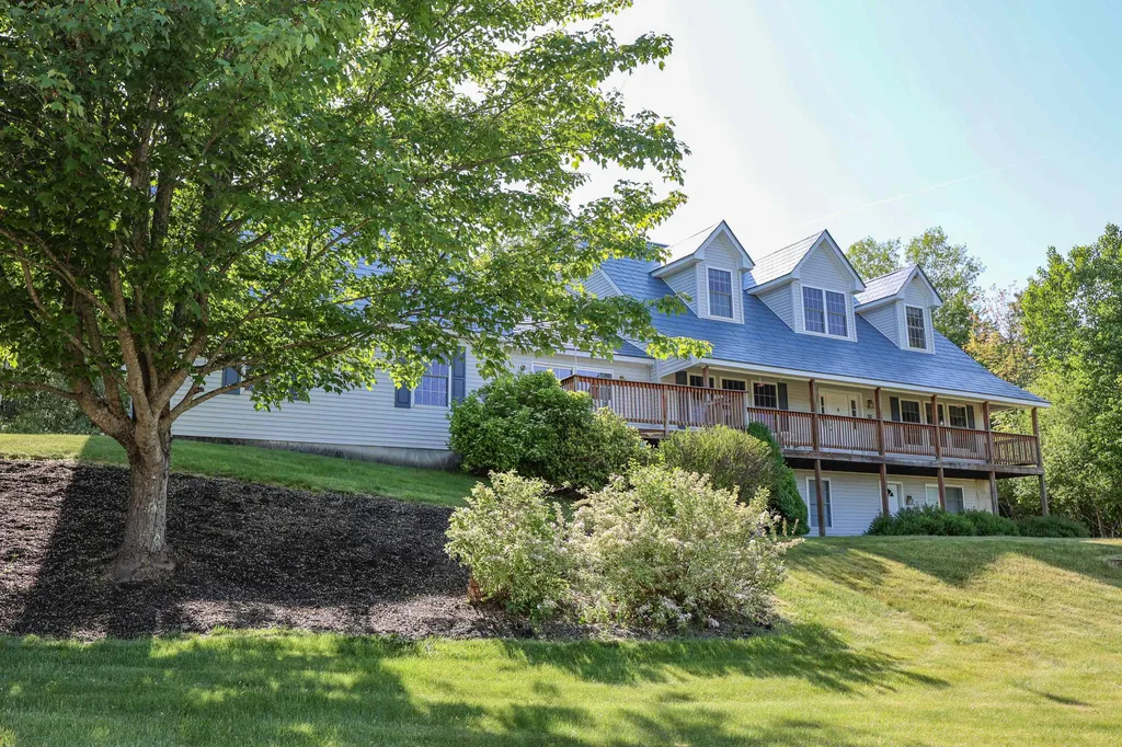 22 Corner Stone Road Northfield NH 03276
