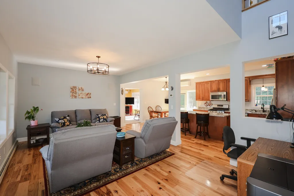 22 Corner Stone Road Northfield NH 03276