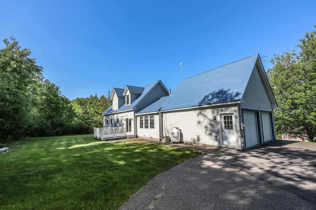 22 Corner Stone Road Northfield NH 03276