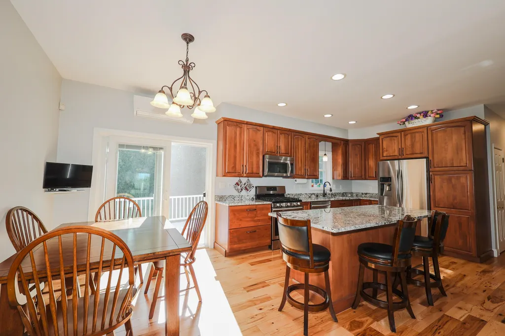 22 Corner Stone Road Northfield NH 03276