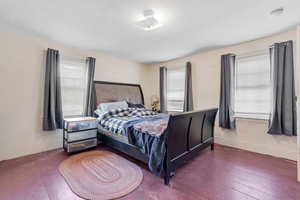 14 River Road New Boston NH 03070