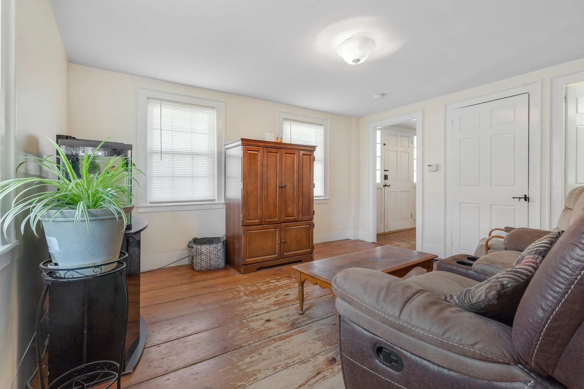 14 River Road New Boston NH 03070