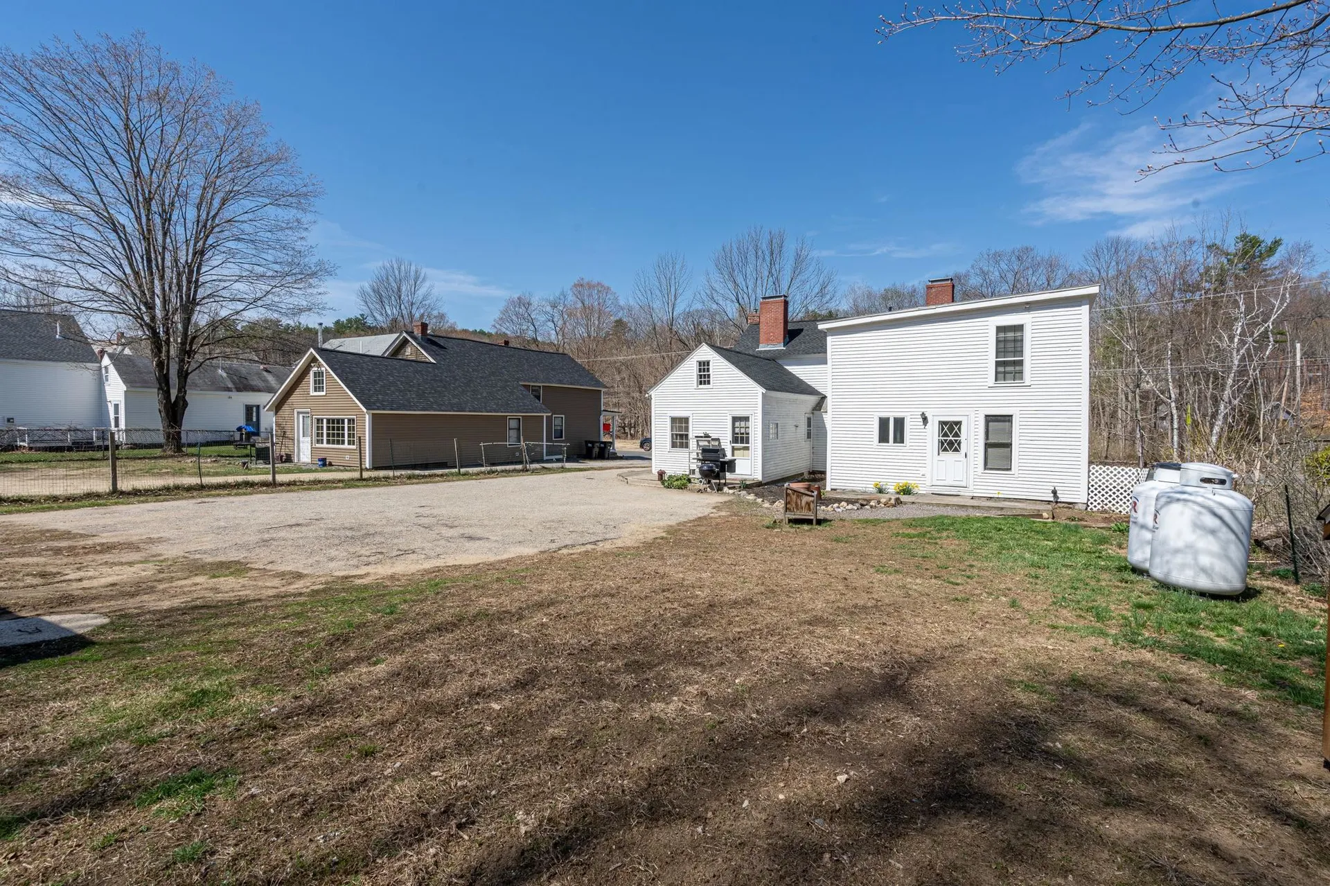 14 River Road New Boston NH 03070
