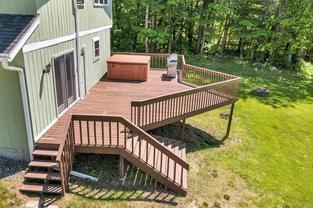 210 Cherry Valley Road Gilford NH 03249