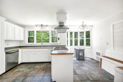 210 Cherry Valley Road Gilford NH 03249
