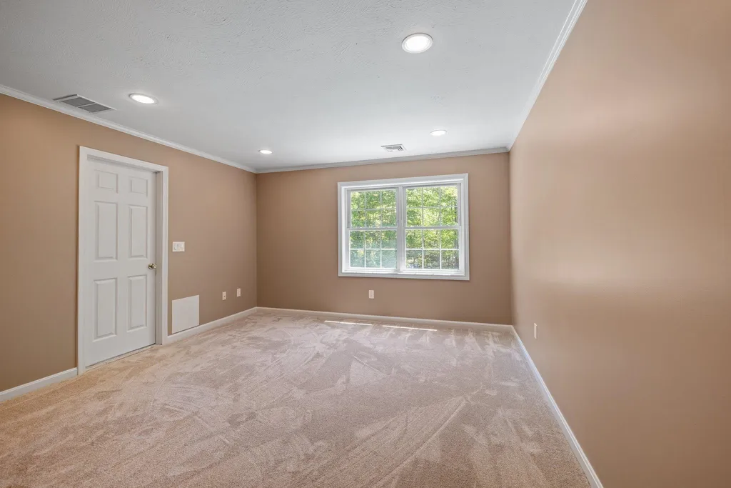 104 Hurricane Road Belmont NH 03220