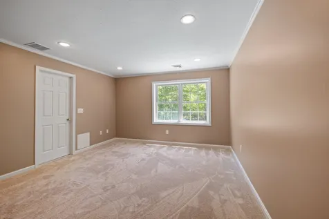 104 Hurricane Road Belmont NH 03220