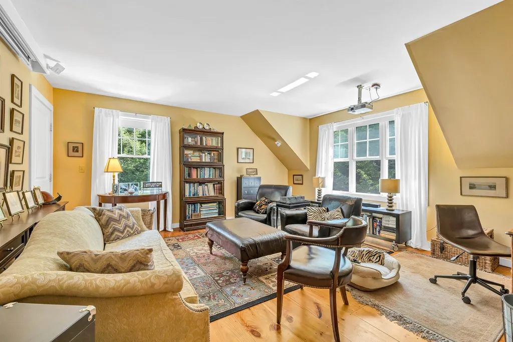 73 Geddes Road Gilmanton NH 03837