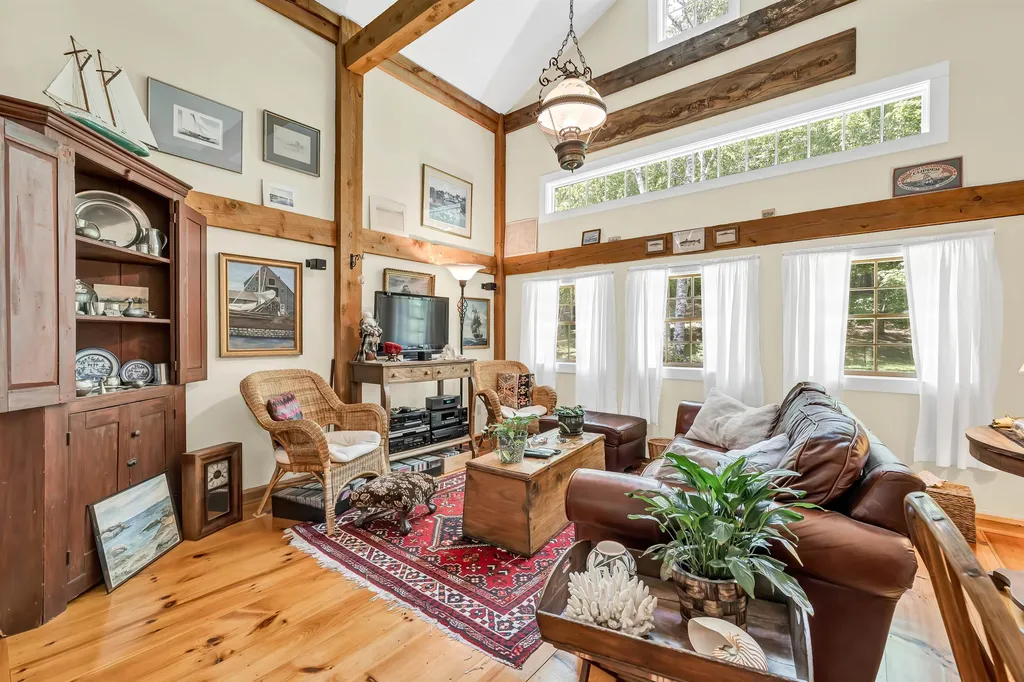 73 Geddes Road Gilmanton NH 03837