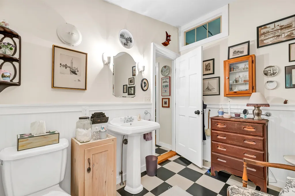 73 Geddes Road Gilmanton NH 03837