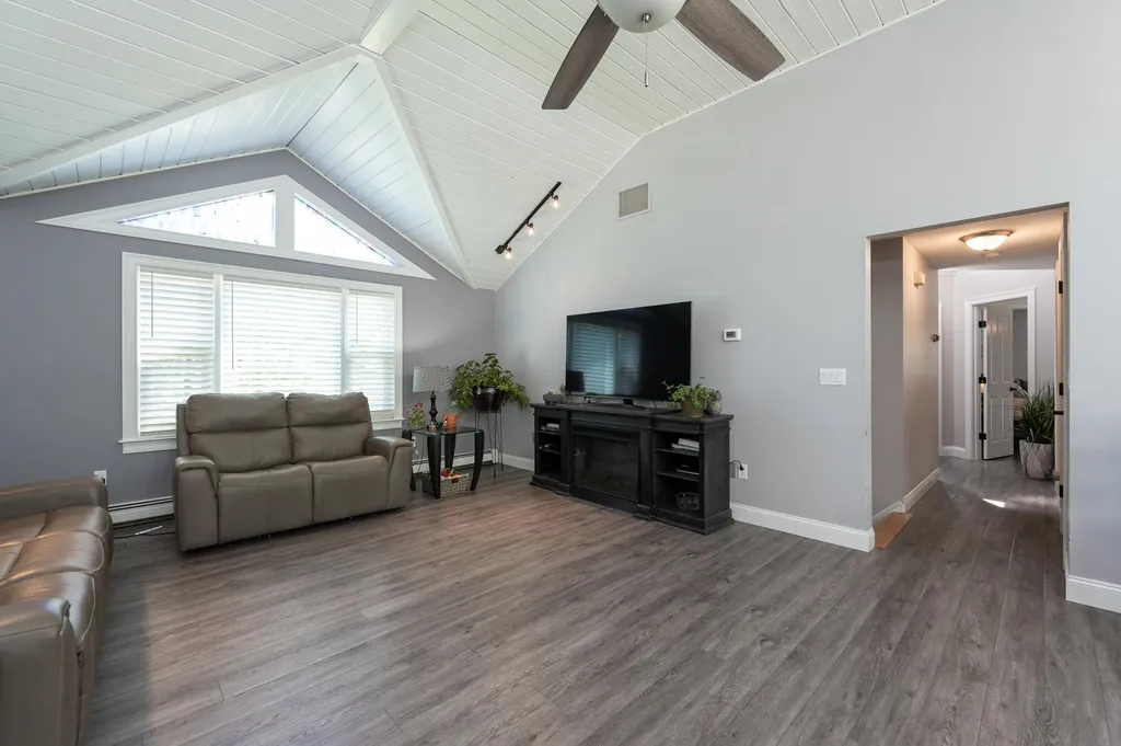 556 Union Road Belmont NH 03220