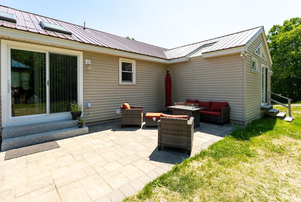 556 Union Road Belmont NH 03220