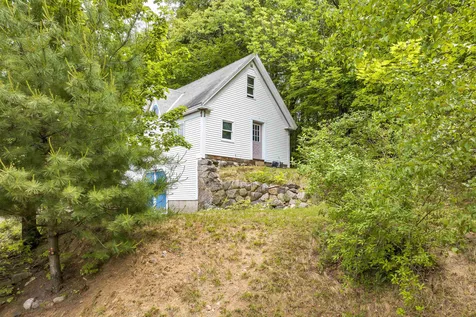 899 Union Avenue Laconia NH 03246