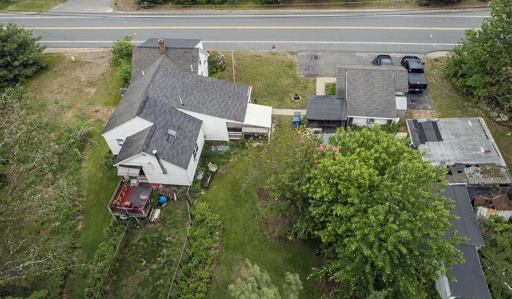 321 Mammoth Road Londonderry NH 03053