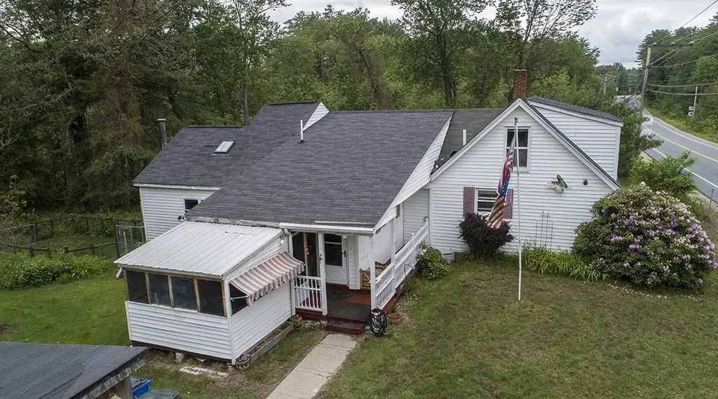 321 Mammoth Road Londonderry NH 03053