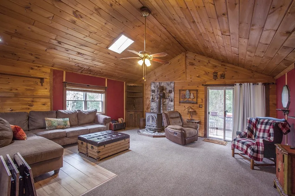 321 Mammoth Road Londonderry NH 03053