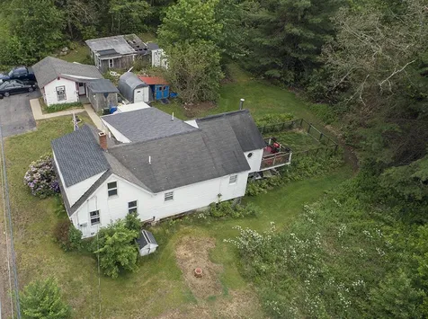 321 Mammoth Road Londonderry NH 03053