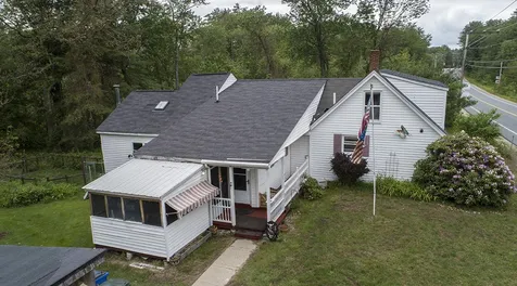 321 Mammoth Road Londonderry NH 03053