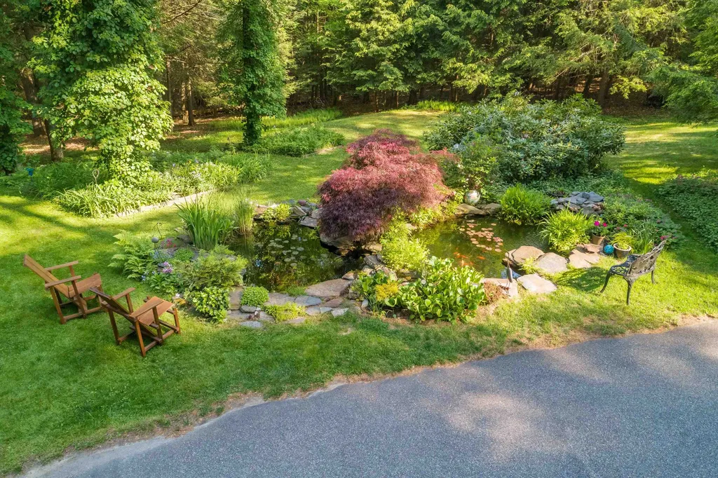 21 Allens Avenue Lee NH 03861