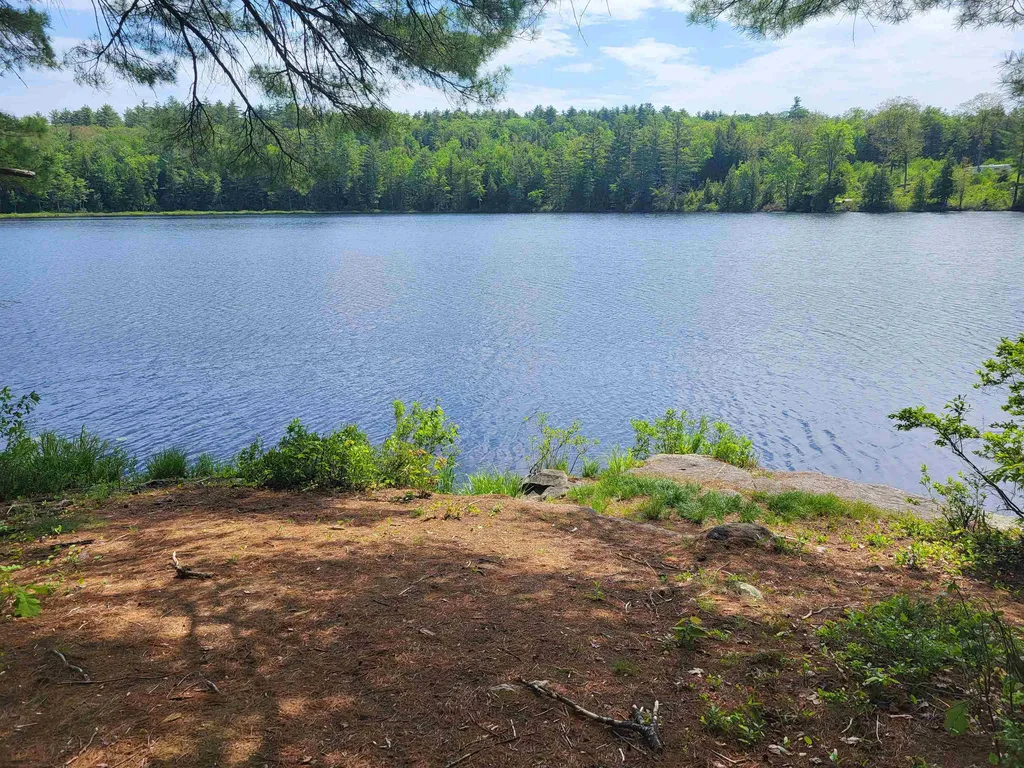 75 Evergreen Drive New Hampton NH 03256