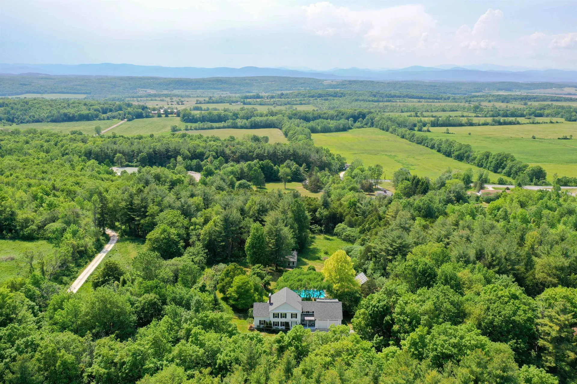 1595 Delong Road Cornwall VT 05753