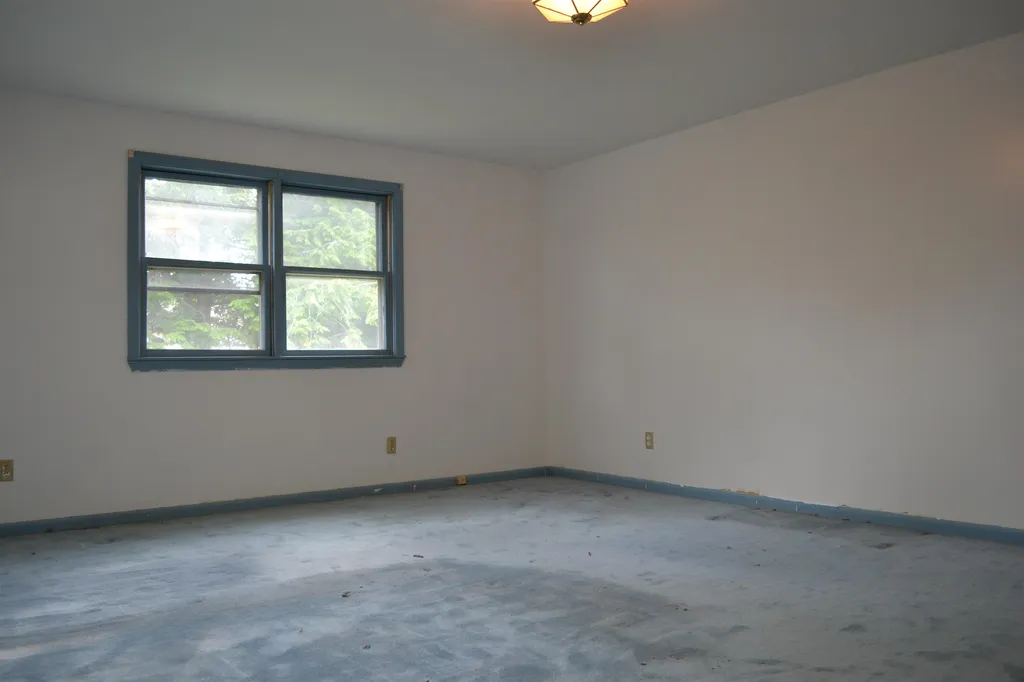 158 Biron Street Manchester NH 03102
