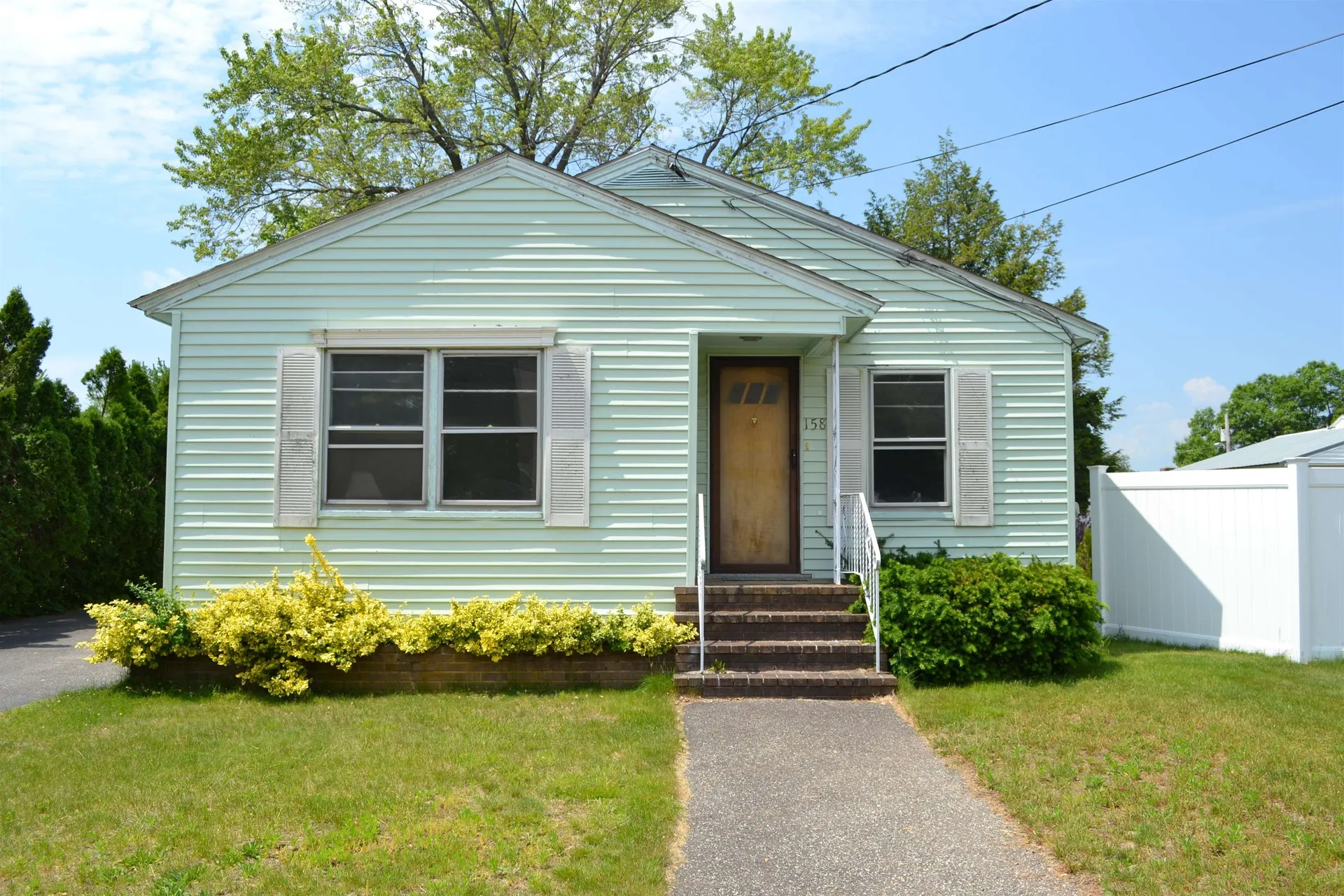 158 Biron Street Manchester NH 03102