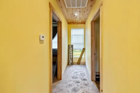 30 Senesac Place Isle La Motte VT 05463