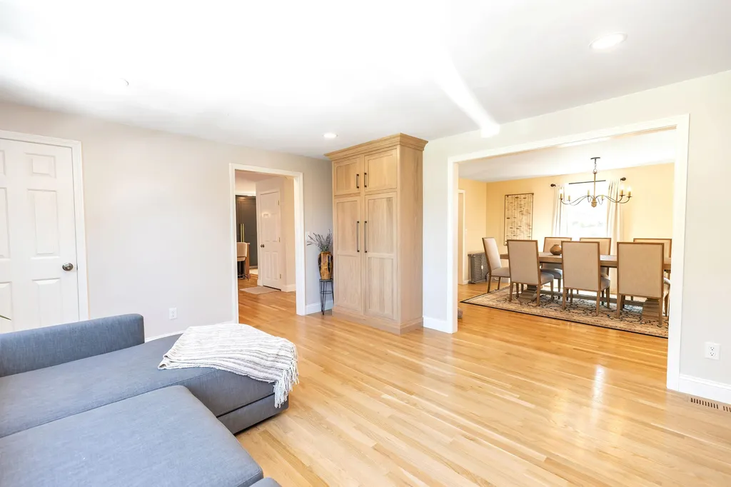 2180 Elm Street Manchester NH 03104