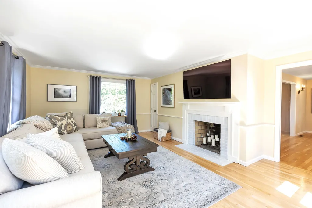 2180 Elm Street Manchester NH 03104
